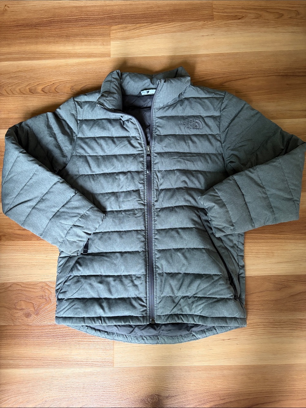 The North Face Kids Boys Goose Down Puffer Winter Jacket Grey